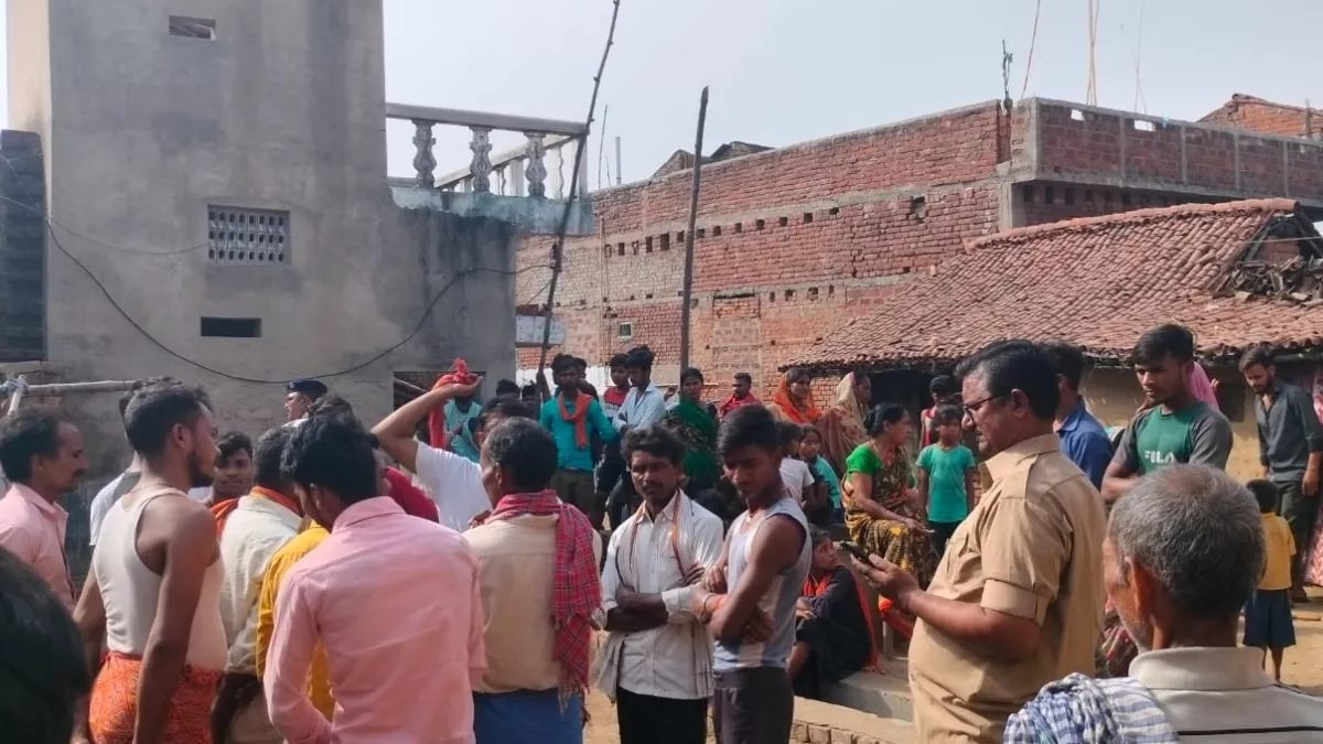 Bihar: गया में विधवा महिला की गला रेतकर हत्या, हत्यारे ने चेहरा भी काटा; साथ सोई मां-भतीजे को भनक तक नहीं लगी