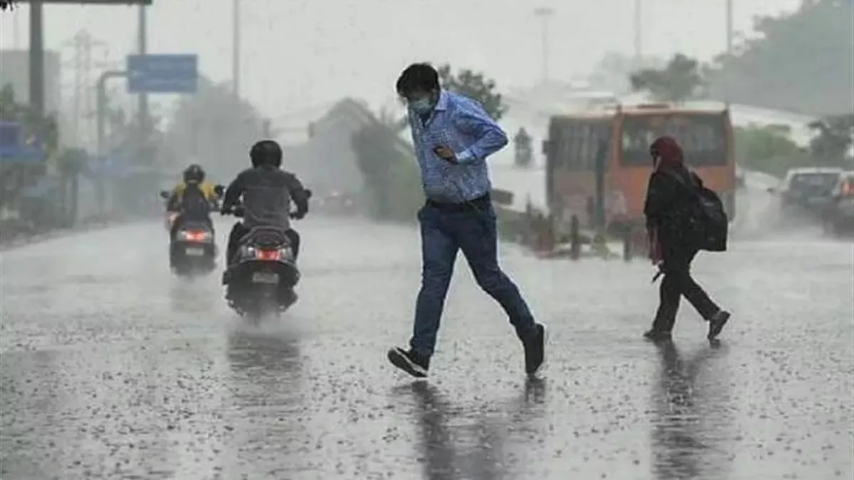 Bihar Rain News: बिहार में बदलने वाला है मौसम, होगी झमाझम बारिश; इस दिन से मिलेगी राहत
