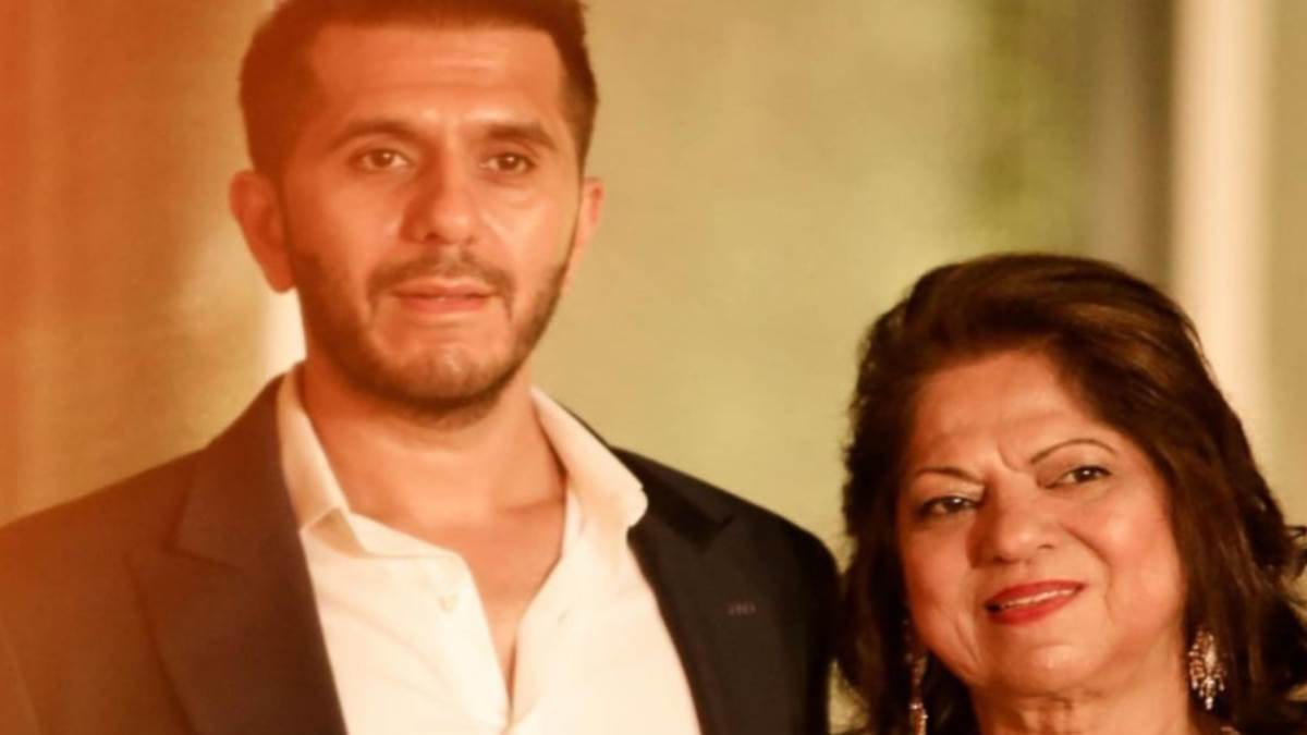 https://www.jagranimages.com/images/newimg/18052024/18_05_2024-ritesh_sidhwani_with_mother_1_23720230_142438129.jpg