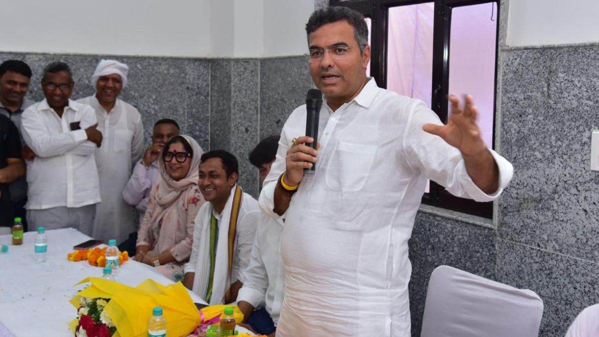 https://www.jagranimages.com/images/newimg/18052025/18_05_2025-delhi_news_96_23940329.jpg