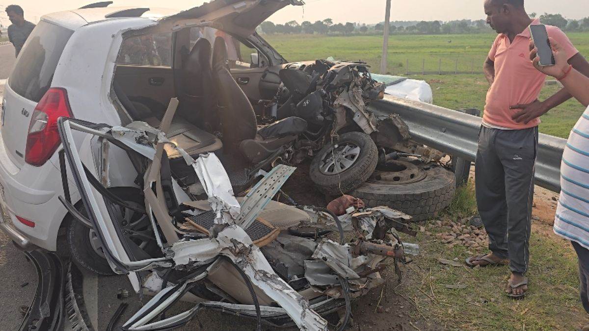 car crashes into truck on four lane highway in patna clerk dies
