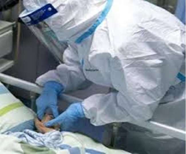 टीकाकरण वाले व्यक्तियों में आईसीयू में प्रवेश का जोखिम केवल 6 फीसद है।