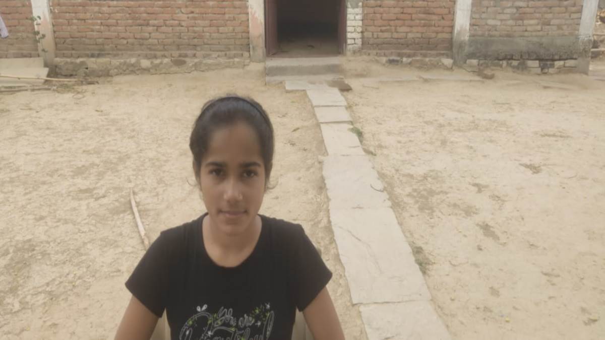 prayagraj up board topper list toppers became astha singh in 10th at prayagraj