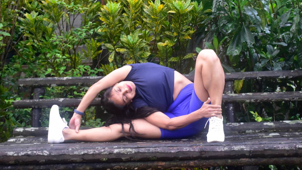 yoga day 2022 these 3 yogasana are very helpful to reduce belly back and hips fat