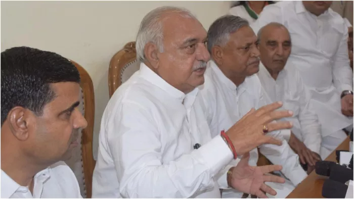 'हक मांगने पर भांजी जाती है लाठियां, ये सरकार वादा और दिलासा देने वाली है'- बोले पूर्व CM भूपेंद्र हुड्डा