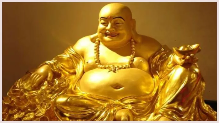Laughing Buddha लाफिंग बुद्धा की मूर्ति रखने की सही दिशा।
