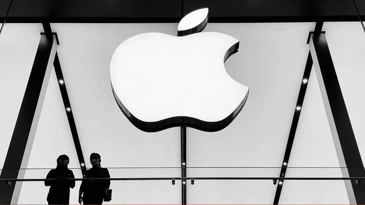 https://www.jagranimages.com/images/newimg/18062024/18_06_2024-apple__23741392.jpg