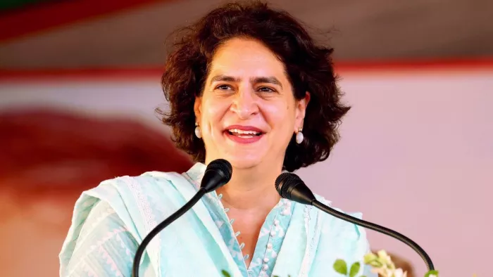 मल्लिकार्जुन खरगे ने कहा कि राहुल गांधी उत्तर प्रदेश में रायबरेली लोकसभा सीट रखेंगे और वायनाड सीट खाली करेंगे।