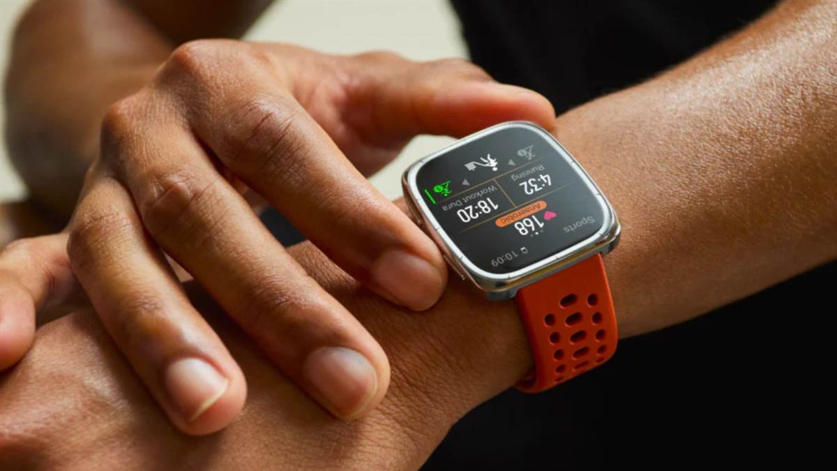https://www.jagranimages.com/images/newimg/18062025/18_06_2025-amazfit_active_2_square_23966619.jpg