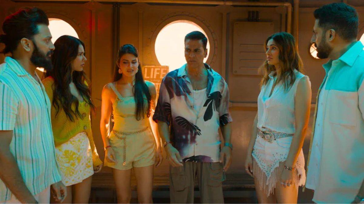 https://www.jagranimages.com/images/newimg/18062025/18_06_2025-housefull_6_23967549.jpg