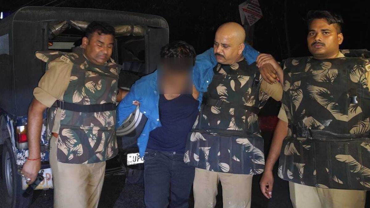 lucknow loot suspect arrested after encounter with alambagh police
