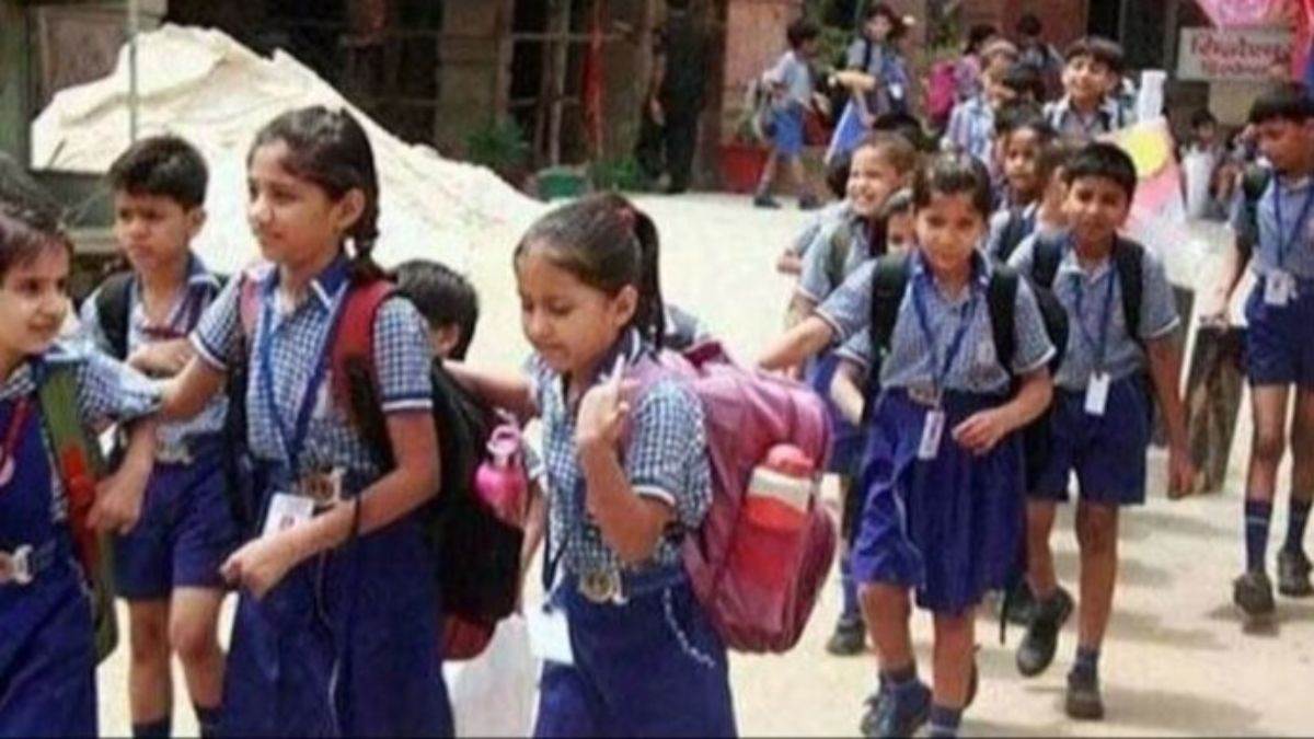 https://www.jagranimages.com/images/newimg/18062025/18_06_2025-top_school_education_23967646.jpg