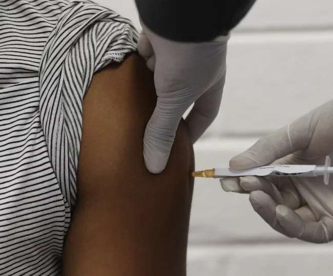 डबल ब्लाइंड पैटर्न पर Covid-19 वैक्सीन का ट्रायल कर रही भारत बायोटेक, जानें इसके बारे में