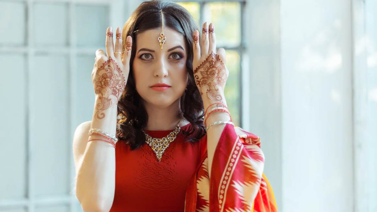 https://www.jagranimages.com/images/newimg/18072022/18_07_2022-sawan_2022_mehendi_design_f_22901821_14724716.jpg