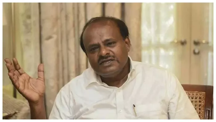 कर्नाटक के पूर्व मुख्यमंत्री और जनता दल सेक्युलर (JDS) के नेता एचडी कुमारस्वामी