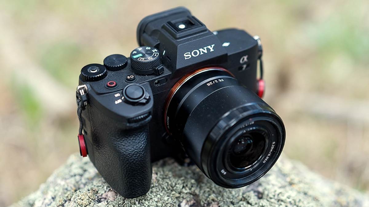 https://www.jagranimages.com/images/newimg/18072024/18_07_2024-bestsonycameras_23760843.jpg