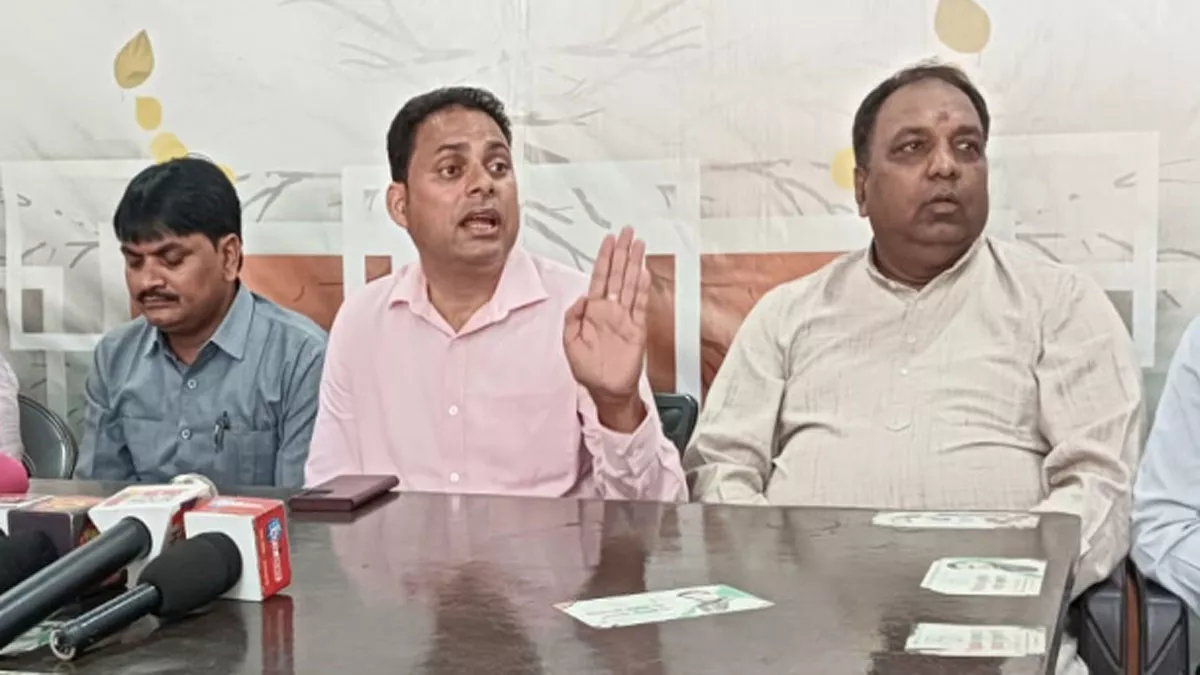 आखिर क्‍यों? कांग्रेस के विधायक ने उत्‍तराखंड के मुख्‍यमंत्री पुष्‍कर सिंह धामी को कहा थैंक्‍यू, पढ़ें पूरा मामला