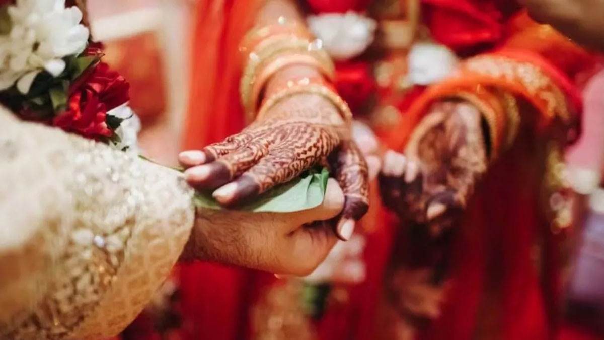 https://www.jagranimages.com/images/newimg/18072025/18_07_2025-bride_23987668.jpg
