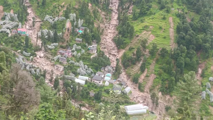 रोहांडी में फटे बादल ने भराड़, रुकचूई, व थुनाग तक मचाई तबाही (जागरण फोटो)