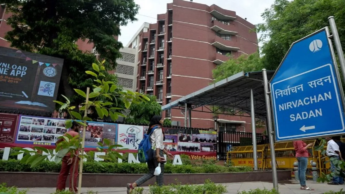 जम्मू-कश्मीर में मताधिकार पर तकरार, बरगलाने वाली इस राजनीति से सतर्क रहना जरूरी