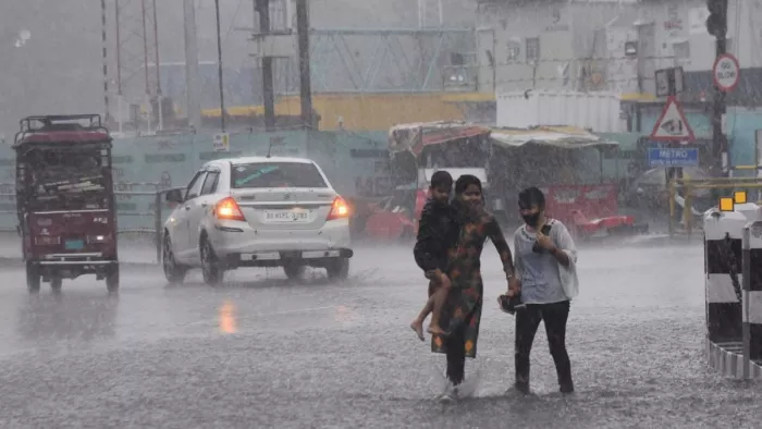 देहरादून और पौड़ी में लगातार हो रही बारिश