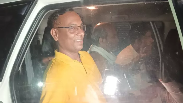 Bihar Sharif: सीबीआई के हत्थे चढ़े बिहारशरीफ के आयकर अधिकारी, 10 हजार घूस मांगने का आरोप
