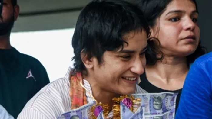 विनेश फोगाट का भारत लौटने पर हुआ जोरदार स्वागत