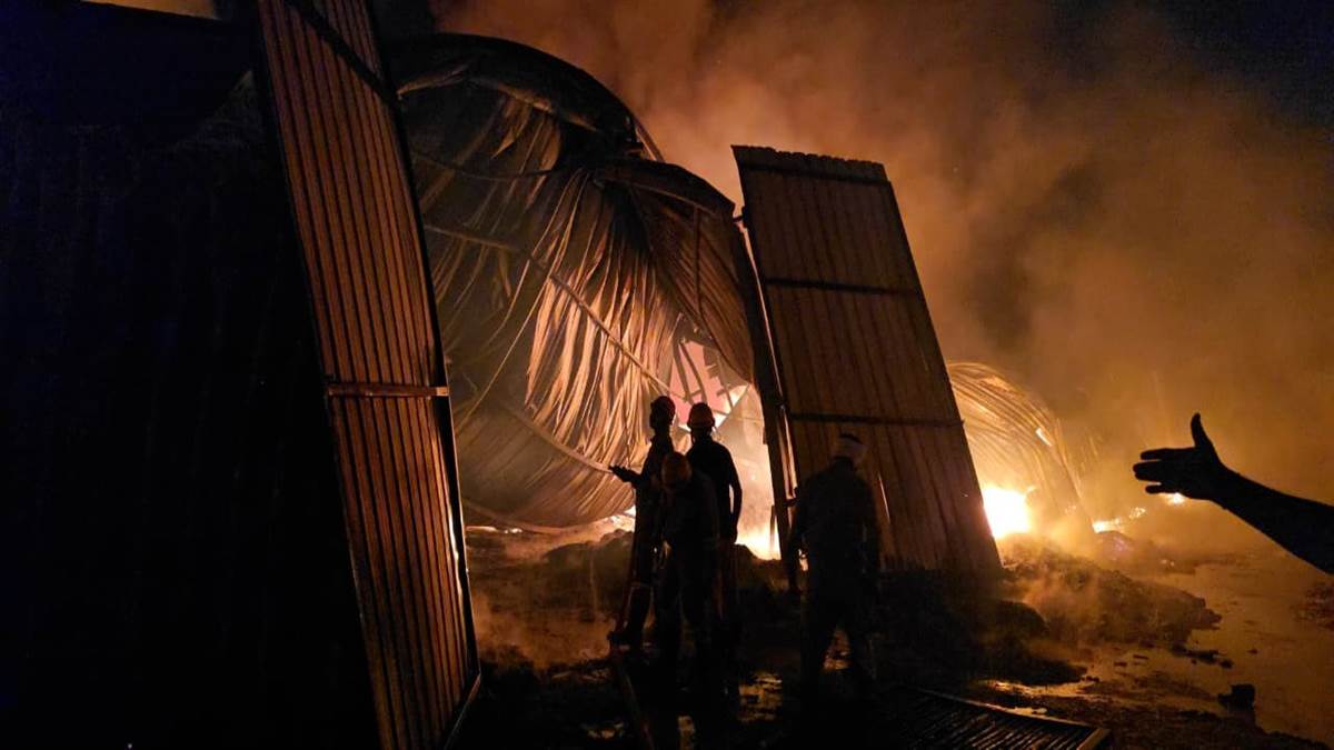hapur city fire factory blaze in dheer khera industrial area
