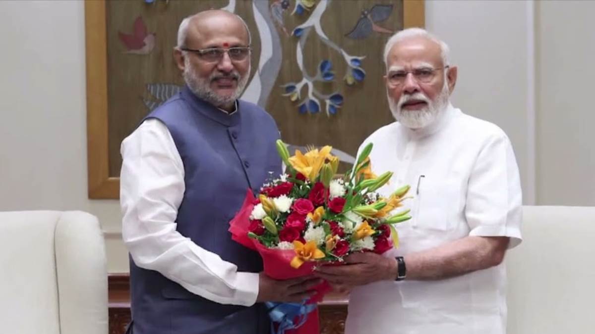 https://www.jagranimages.com/images/newimg/18082025/18_08_2025-cp_radhakrishnan_with_pm_modi_24017336.jpg