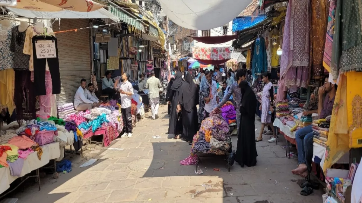 वाराणसी नगर न‍िगम में दालमंडी के पांच मकान शत्रु संपत्ति, सड़क चौड़ीकरण में मुआवजा बनेगा चुनौती