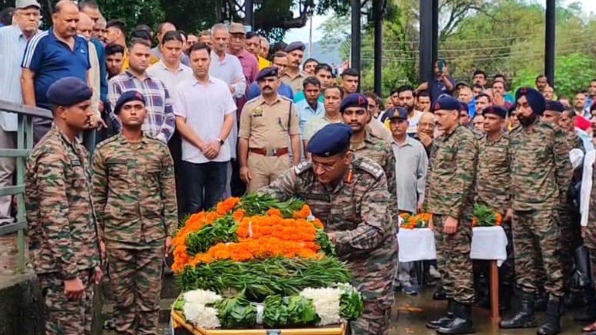 https://www.jagranimages.com/images/newimg/18082025/18_08_2025-himachal_soldier_martyr_24017029.jpg