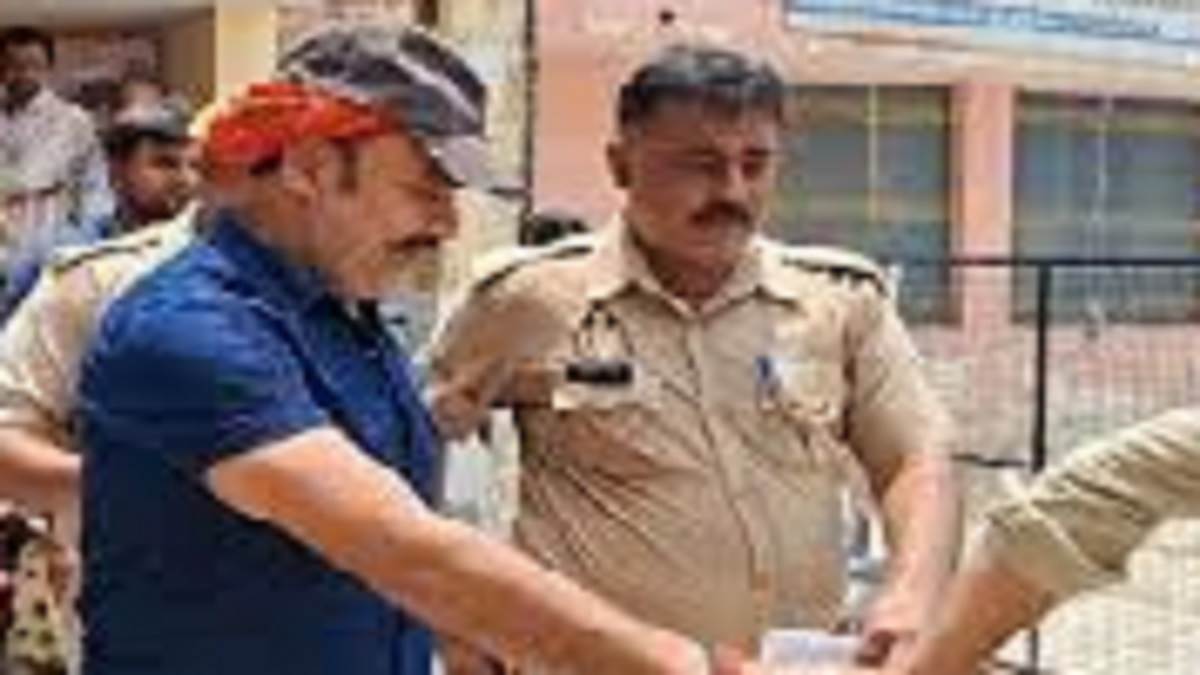 pratapgarh firing case block pramukh sushil singh gets bail but stay in jail