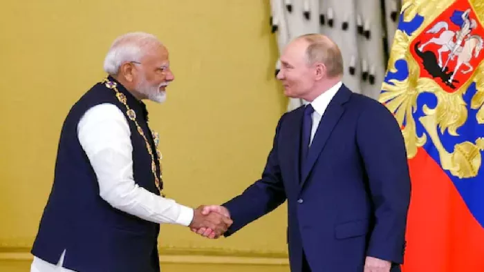 पुतिन ने पीएम मोदी से फोन पर क्या कहा?