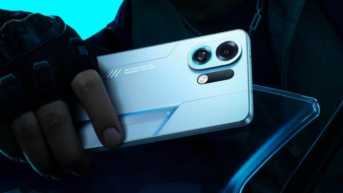 https://www.jagranimages.com/images/newimg/18082025/18_08_2025-oppo_k13_turbo_24016603.jpg