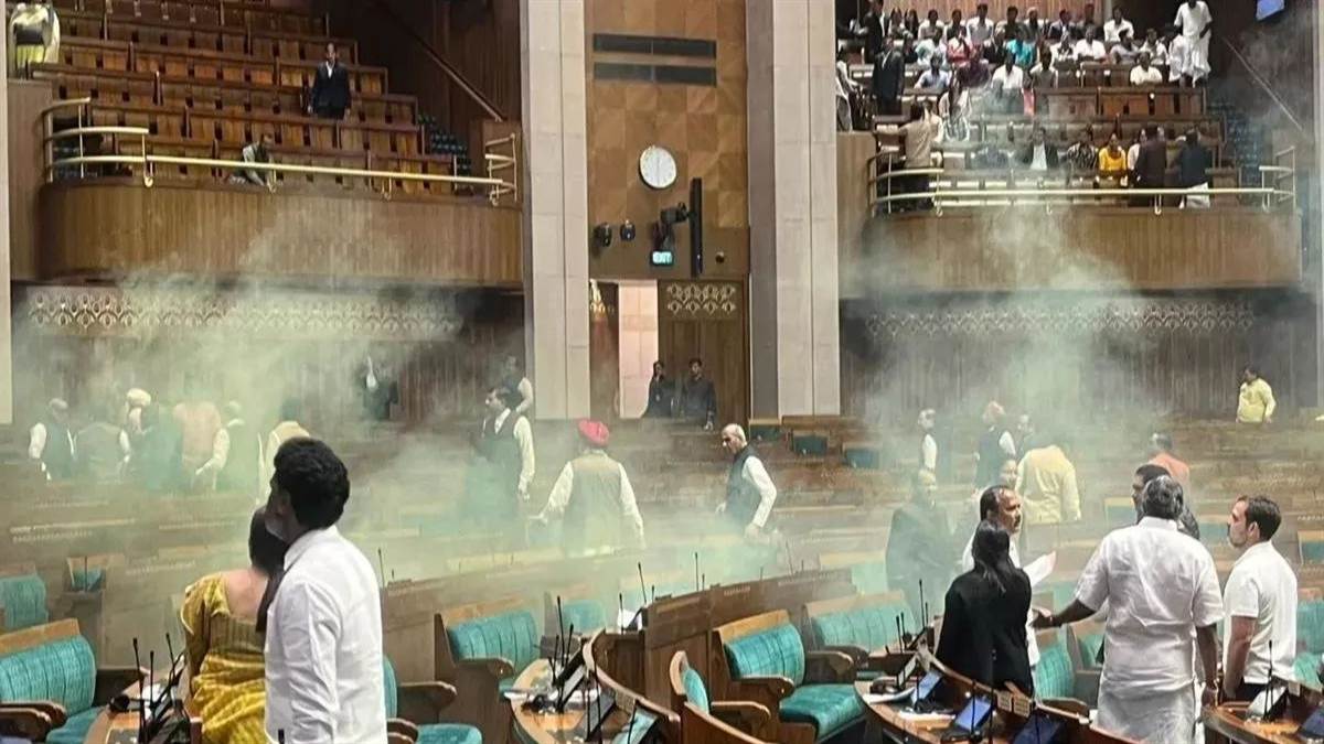 https://www.jagranimages.com/images/newimg/18082025/18_08_2025-parliament-security_24017012_17454745.jpg