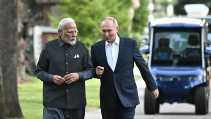प्रधानमंत्री नरेंद्र मोदी ने सोमवार को रूसी राष्ट्रपति व्लादिमीर पुतिन से फोन पर बातचीत की। (फोटो सोर्स: रॉयटर्स)