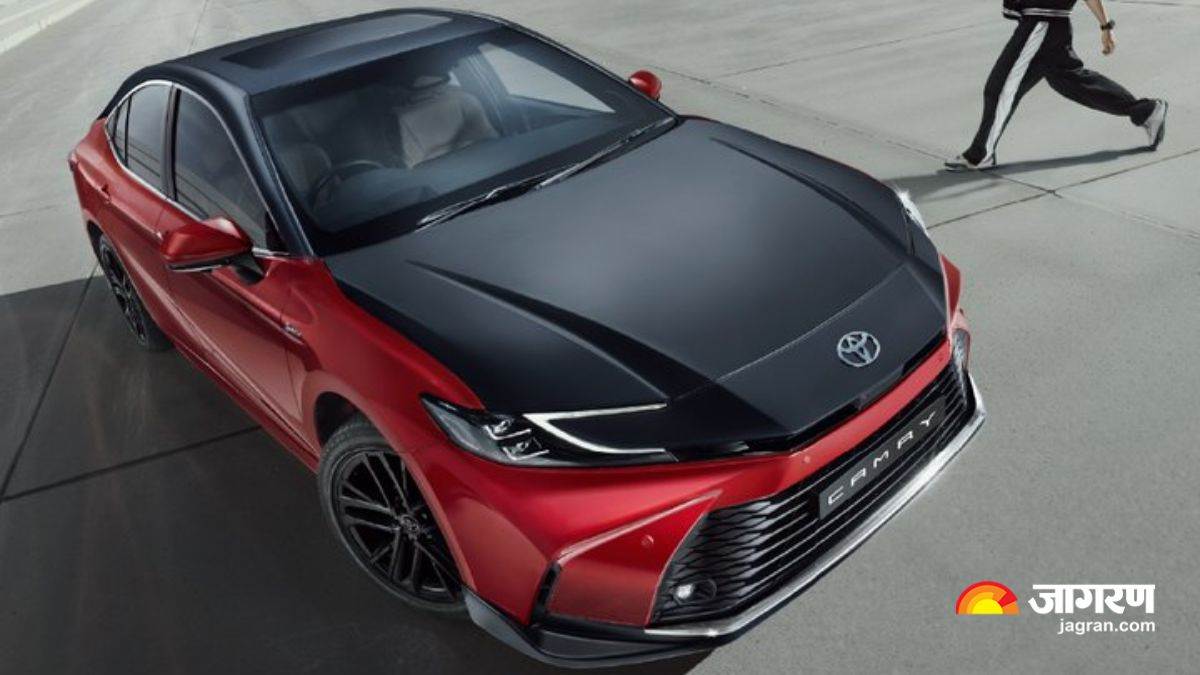 https://www.jagranimages.com/images/newimg/18082025/18_08_2025-toyota_camry_sprint_edition_24016859.jpg