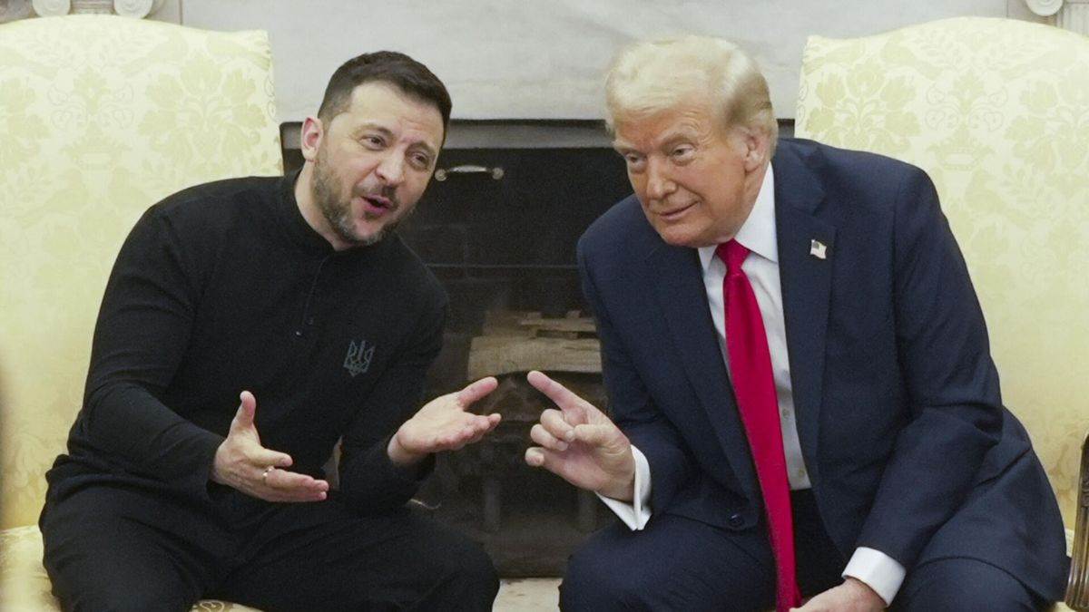https://www.jagranimages.com/images/newimg/18082025/18_08_2025-zelenskyy_and_trump_24016493.jpg