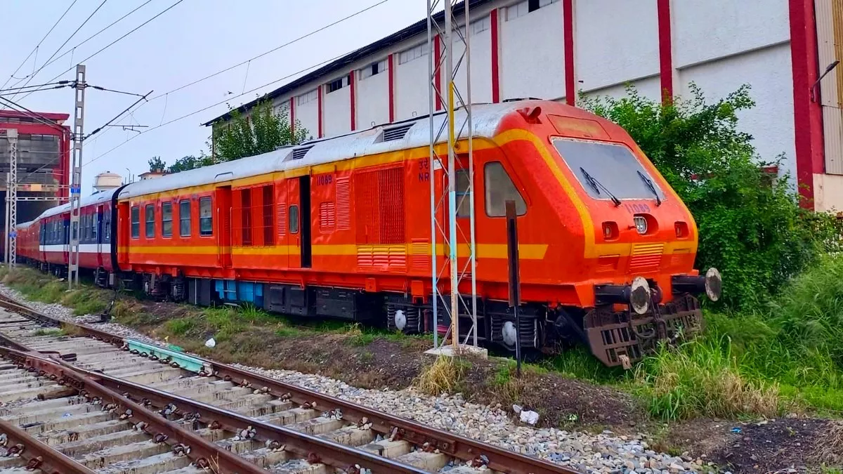 जालंधर में है देश का सबसे बड़ा DMU शेड, एक साथ खड़ी हो सकती हैं 90 गाड़ियां  - Jalandhar has Indias biggest DMU Shed 90 trains parking space jagran  special