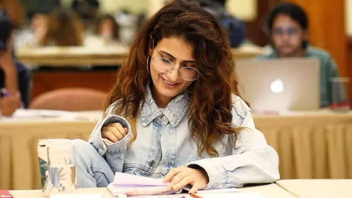 Fatima Sana Shaikh Pics: फातिमा सना शेख फिल्म एक्ट्रेस हैl