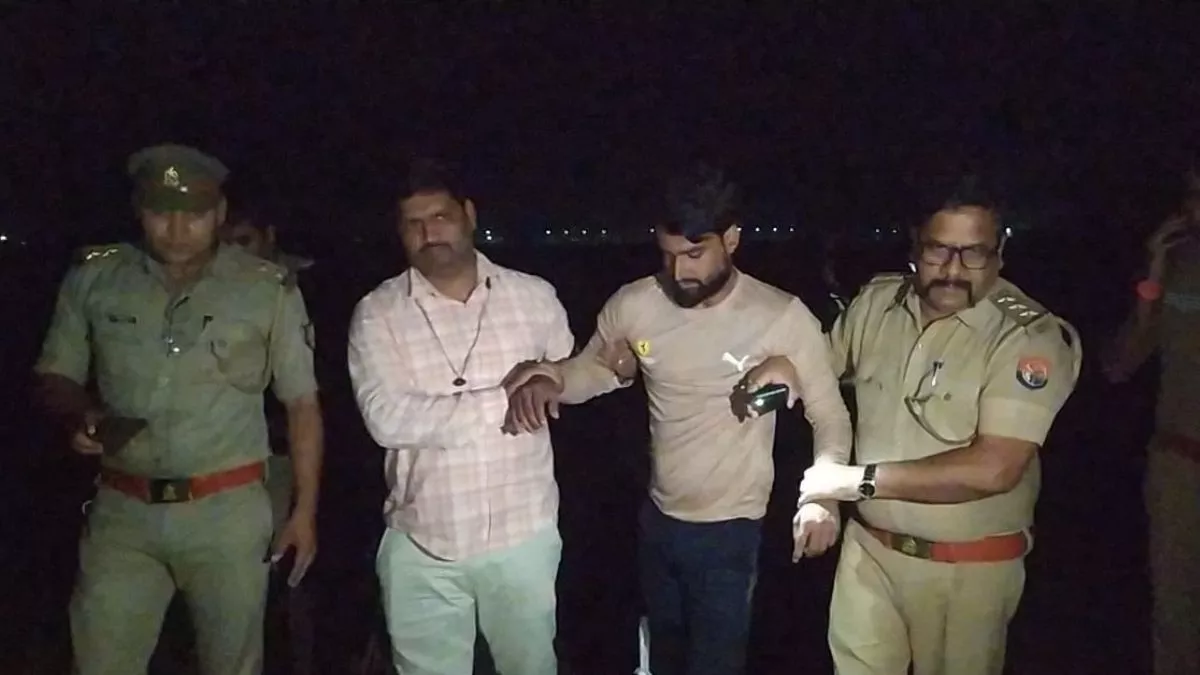 गोरखपुर में पुल‍िस व पशु तस्‍करों में मुठभेड़, एक पशु तस्कर को गोली लगी- दो फरार