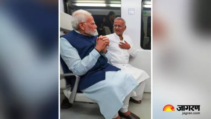 दरभंगा : दिल्ली मेट्रो में प्रधानमंत्री के साथ केवटी पचाढ़ी के सेवानिवृत्त शिक्षक रामबहादुर साह