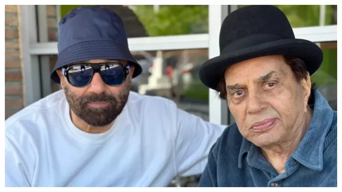 File Photo of Sunny Deol and Dharmendra