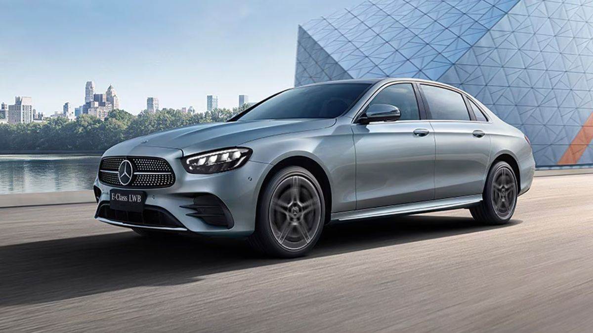 Mercedes Benz E Class के नए वर्जन को जल्‍द किया जाएगा लॉन्‍च, दो वेरिएंट के साथ  मिलेंगे बेहतरीन फीचर्स - 2024 Mercedes Benz E Class to Launch Soon, with  Two Variants know details