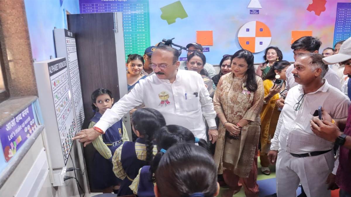https://www.jagranimages.com/images/newimg/18092025/18_09_2025-18utm_2_18092025_142.jpg