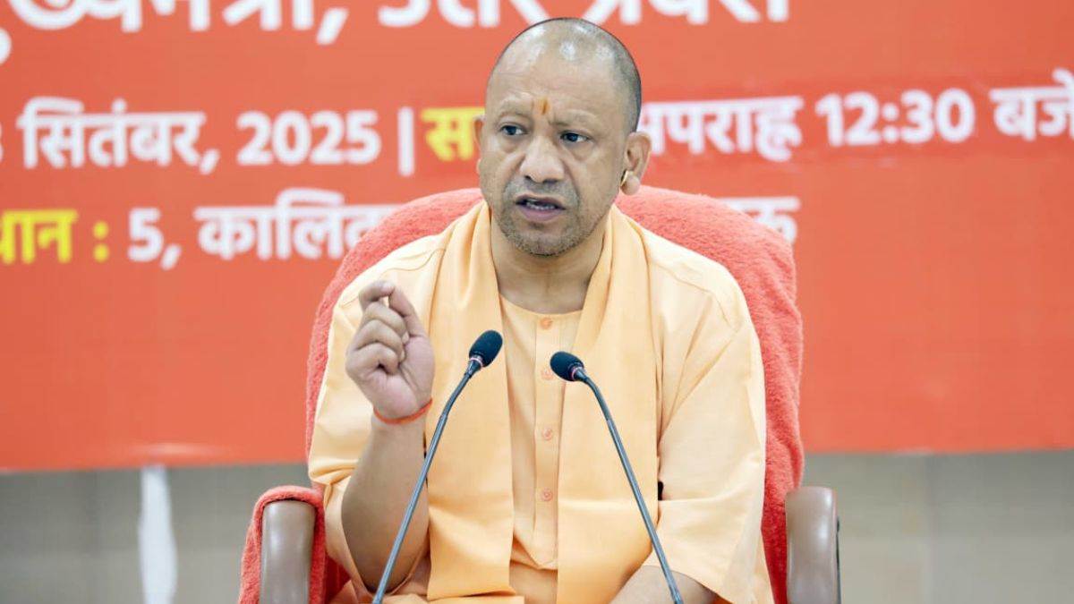https://www.jagranimages.com/images/newimg/18092025/18_09_2025-cm_yogi_adityanath_gst_reform_dainik_jagran__24051573.jpg