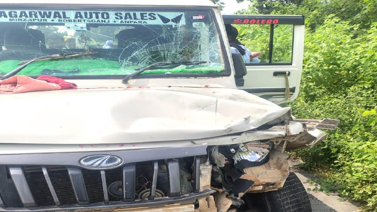 https://www.jagranimages.com/images/newimg/18092025/18_09_2025-gadhwa_accident_24051586_16471728.jpg