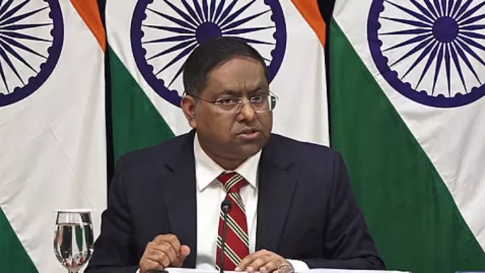 विदेश मंत्रालय के प्रवक्ता रणधीर जायसवाल ने कहा कि भारत इस समझौते के असर को गहराई से परखेगा।