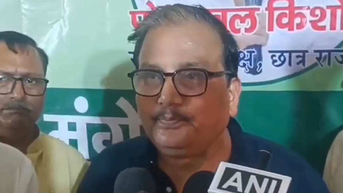 https://www.jagranimages.com/images/newimg/18092025/18_09_2025-manoj_jha_24051772_15623681.jpg