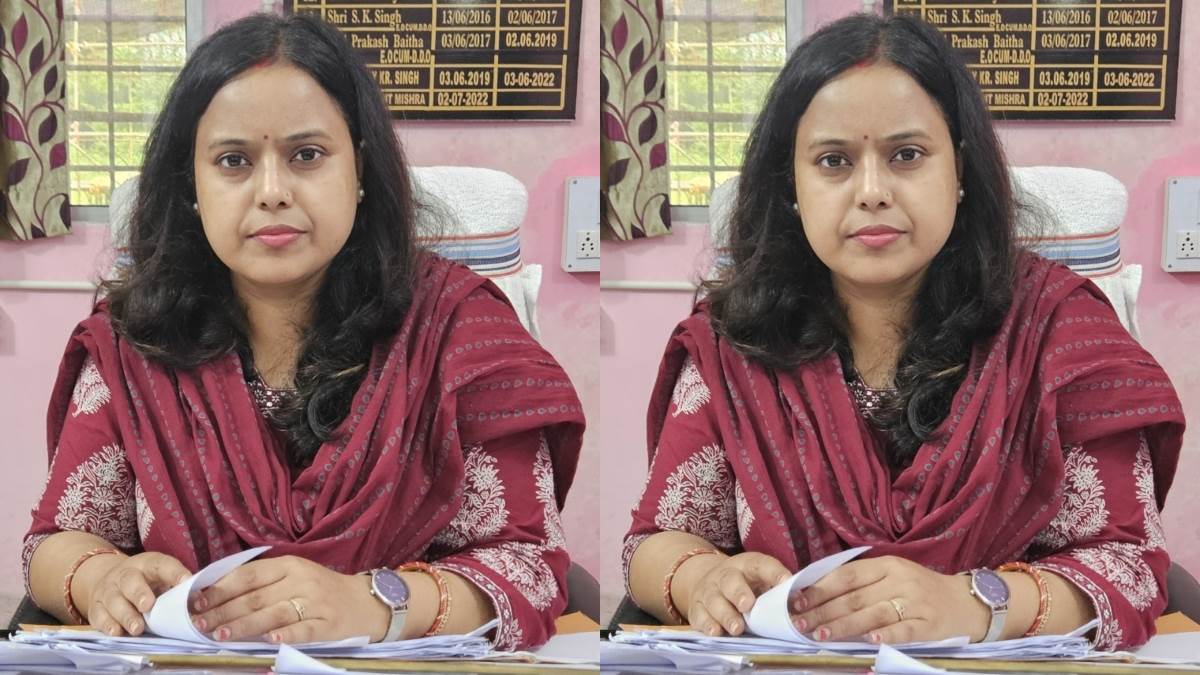 https://www.jagranimages.com/images/newimg/18092025/18_09_2025-padma_kumari_24052002.jpg